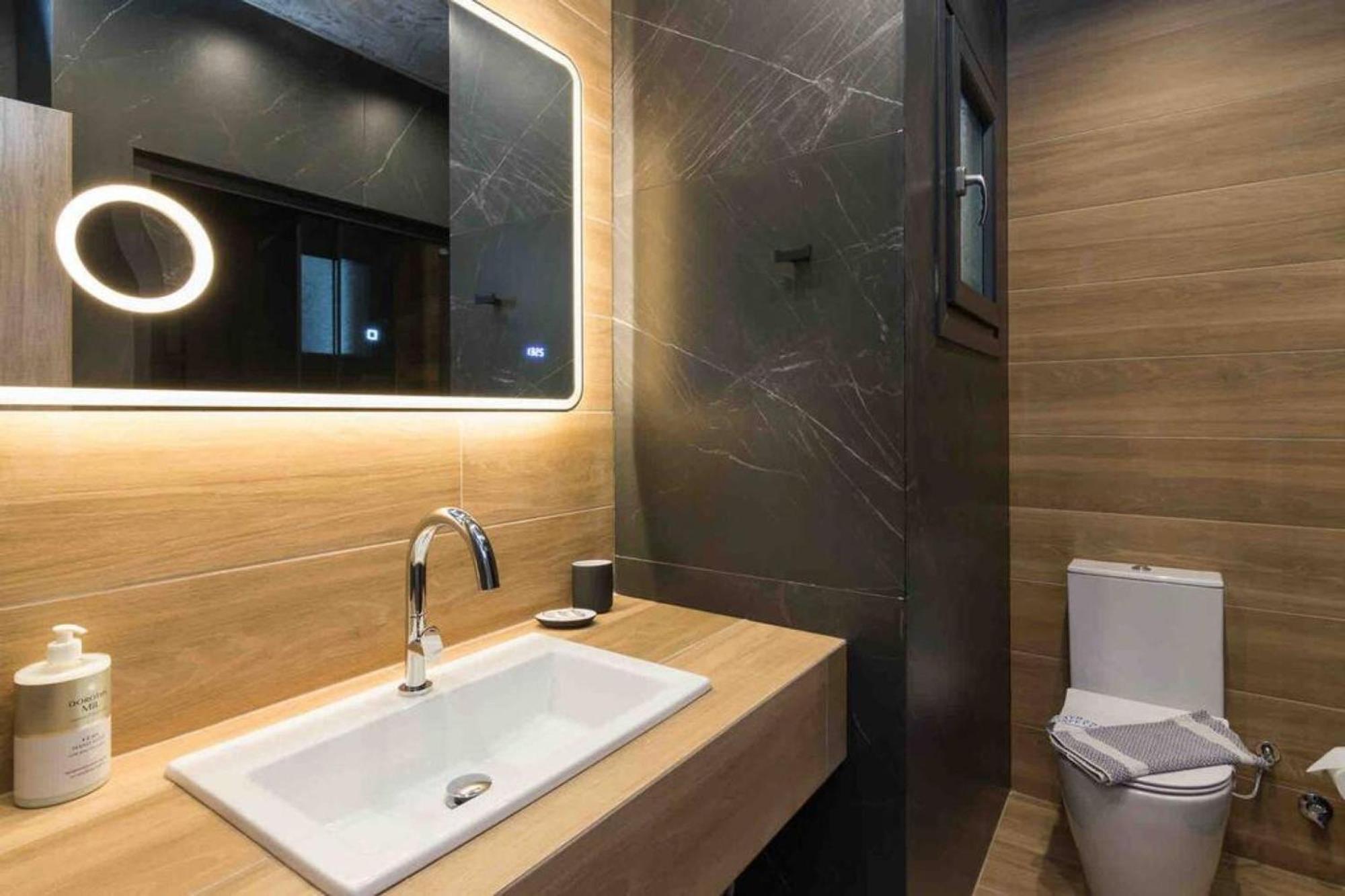 Blue Pearl At Glufada Sea Side Apartment Athens Exterior photo